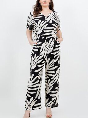 Plus Black & White Monochrome Leaf Print V Neck Jumpsuit